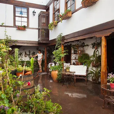 Rural Casona Santo Domingo *